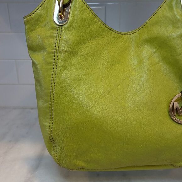 Michael Kors Purse Handbag Leather Lillie Chartreuse Chainlink Hobo Shoulder Bag - Picture 3 of 16